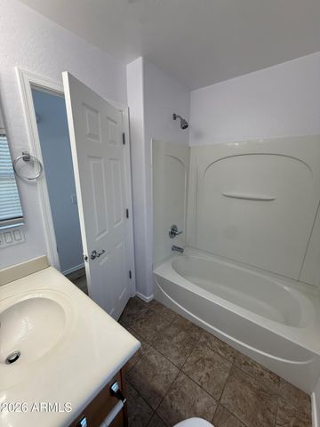 4752 E Laurel Avenue, Gilbert, AZ 85234