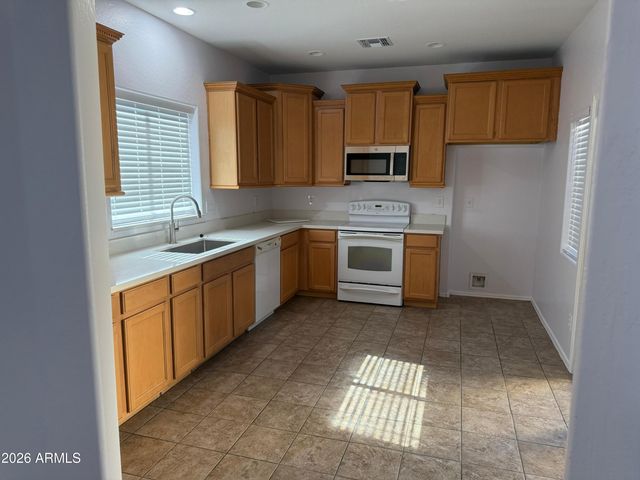 4752 E Laurel Avenue, Gilbert, AZ 85234