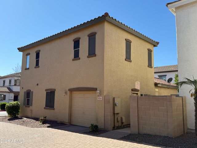 4752 E Laurel Avenue, Gilbert, AZ 85234