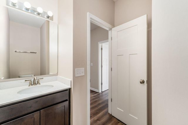 191 Red Oak Court, Commercial Point, OH 43116