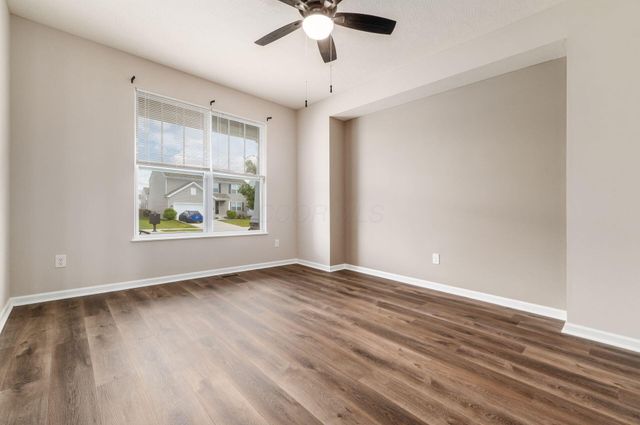 191 Red Oak Court, Commercial Point, OH 43116