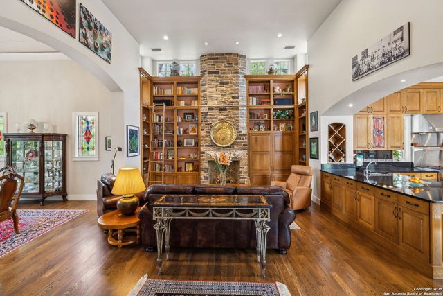 110 Turnberry Way, San Antonio, TX 78230