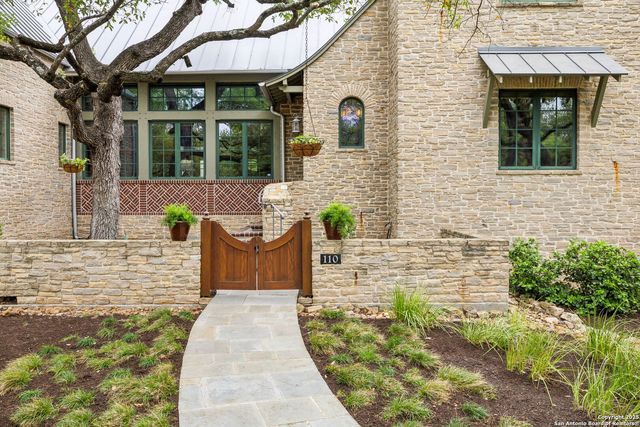 110 Turnberry Way, San Antonio, TX 78230