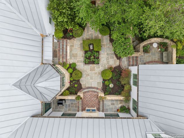 110 Turnberry Way, San Antonio, TX 78230