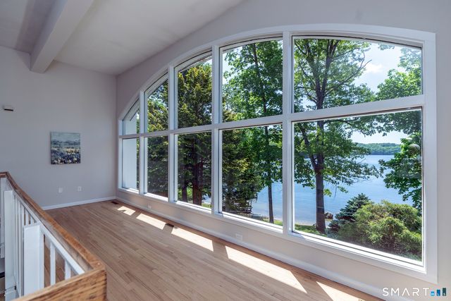 9 Oak Point Club, New Milford, CT 06776