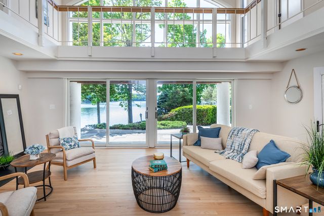 9 Oak Point Club, New Milford, CT 06776