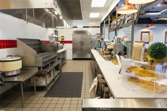 7600 Balboa Blvd 109, Van Nuys, CA 91406