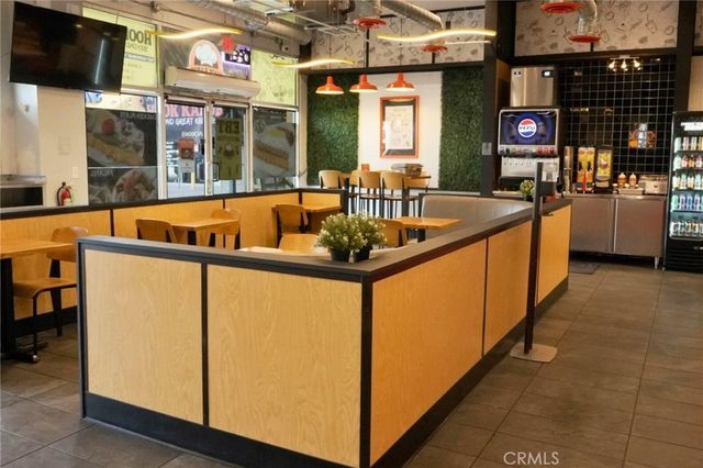 7600 Balboa Blvd 109, Van Nuys, CA 91406