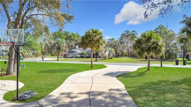 5548 N Sierra Terrace, Beverly Hills, FL 34465