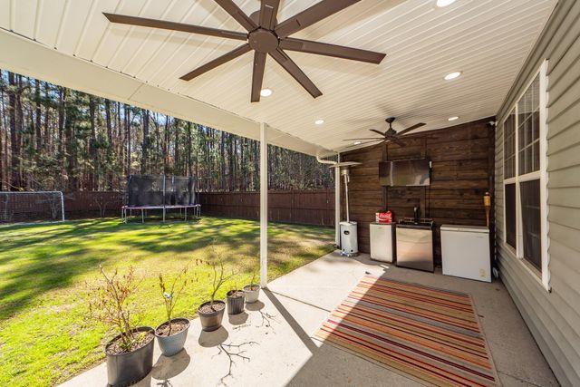 181 Carolina Wren Avenue, Moncks Corner, SC 29461