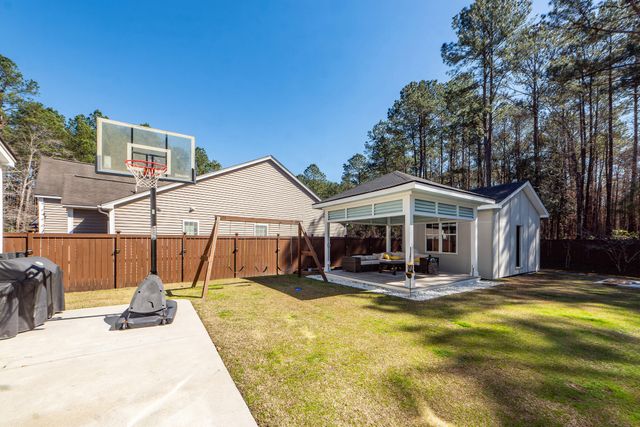 181 Carolina Wren Avenue, Moncks Corner, SC 29461