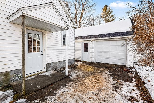 31 N Fair Street, Newaygo, MI 49337