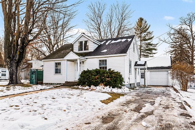 31 N Fair Street, Newaygo, MI 49337