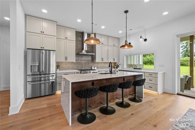 940 Gallatin Street, Bentonville, AR 72712