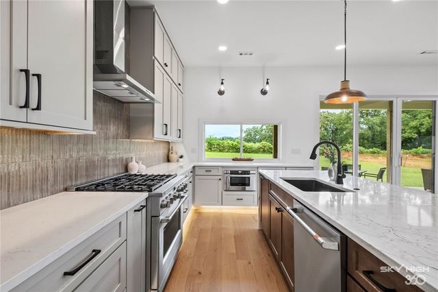 940 Gallatin Street, Bentonville, AR 72712