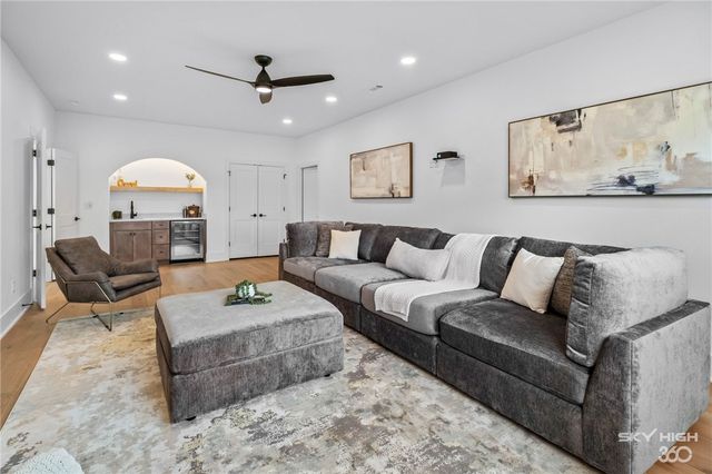 940 Gallatin Street, Bentonville, AR 72712