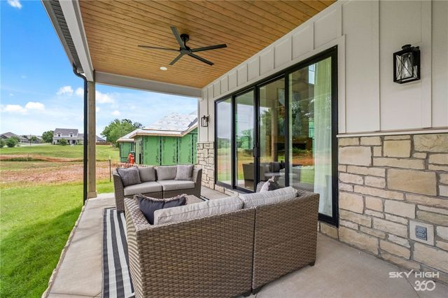 940 Gallatin Street, Bentonville, AR 72712