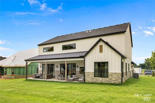 940 Gallatin Street, Bentonville, AR 72712