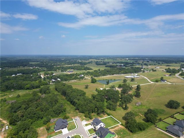 940 Gallatin Street, Bentonville, AR 72712
