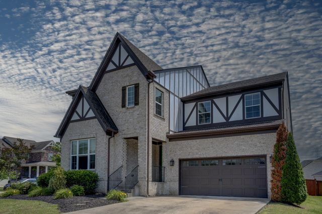 2001 Oliver Dr, Mount Juliet, TN 37122