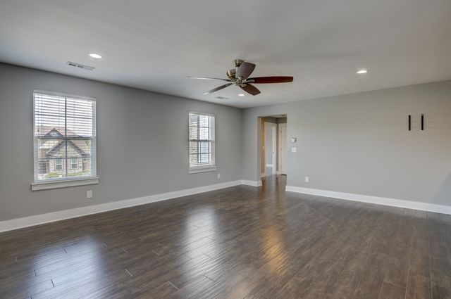 2001 Oliver Dr, Mount Juliet, TN 37122