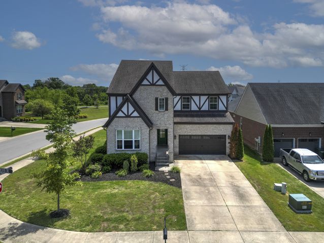 2001 Oliver Dr, Mount Juliet, TN 37122