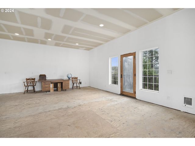 4701 Ne NEOTSU Dr, Neotsu, OR 97364