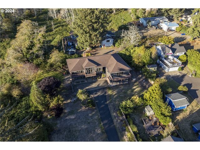 4701 Ne NEOTSU Dr, Neotsu, OR 97364