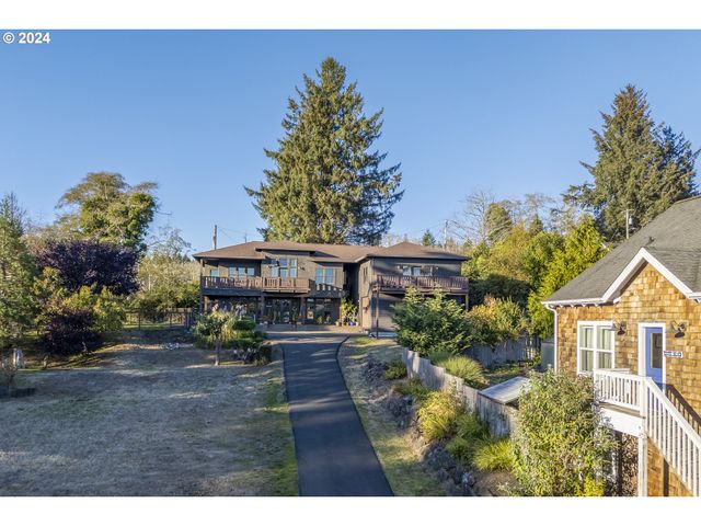 4701 Ne NEOTSU Dr, Neotsu, OR 97364