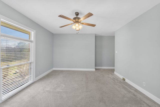 127 Twin Lakes Drive, Moore, SC 29369