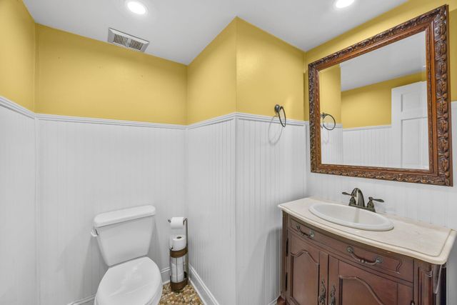 127 Twin Lakes Drive, Moore, SC 29369