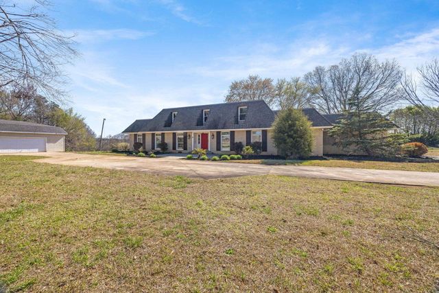 127 Twin Lakes Drive, Moore, SC 29369
