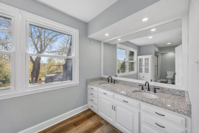 127 Twin Lakes Drive, Moore, SC 29369