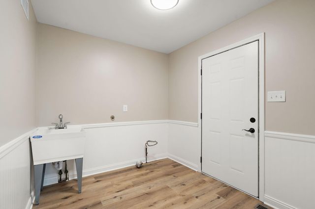 314 Hoffman Court, Crown Point, IN 46307