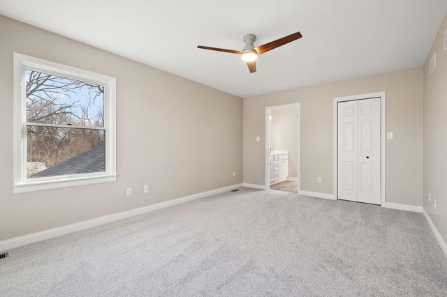 314 Hoffman Court, Crown Point, IN 46307