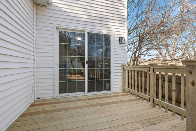 314 Hoffman Court, Crown Point, IN 46307