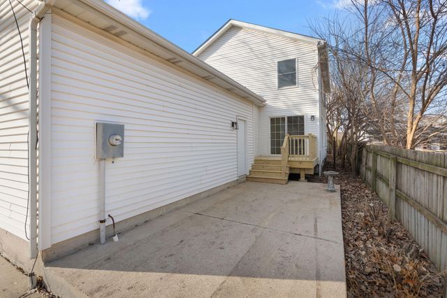 314 Hoffman Court, Crown Point, IN 46307