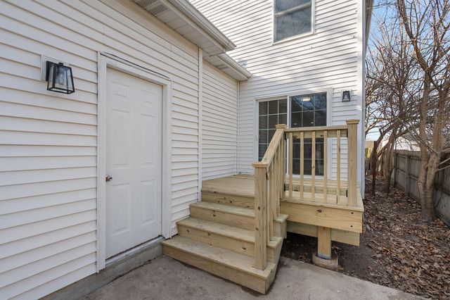 314 Hoffman Court, Crown Point, IN 46307