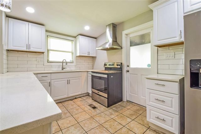 4309 Gilbert Place, Forest Park, GA 30297