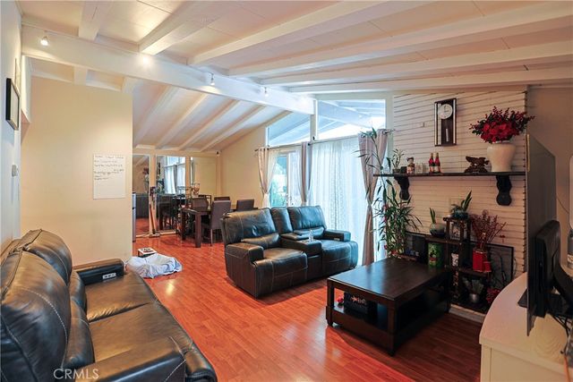 1917 W Beacon, Anaheim, CA 92804