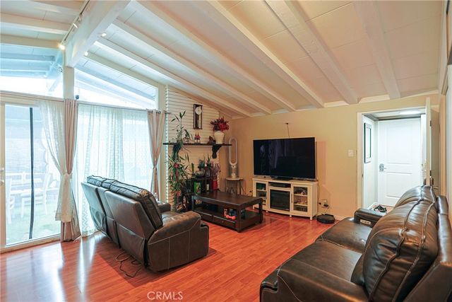 1917 W Beacon, Anaheim, CA 92804