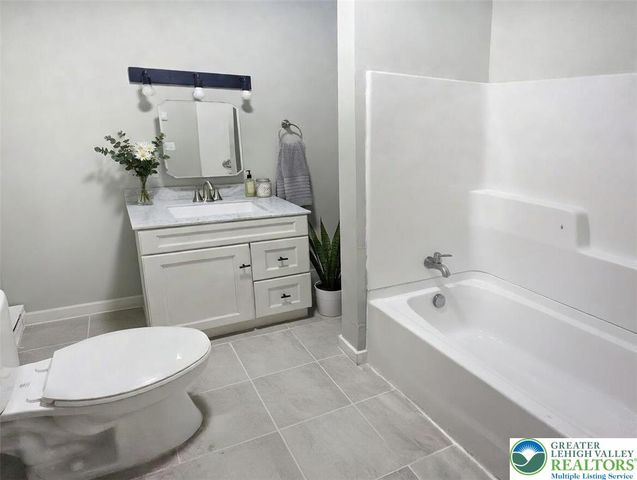 1401 Broadway 5, Fountain Hill Boro, PA 18015