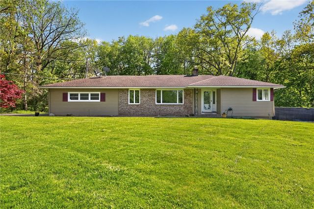 565 Bay Road, Webster, NY 14580
