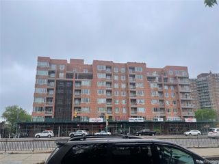 63-14 queens Boulevard 6B, Woodside, NY 11377