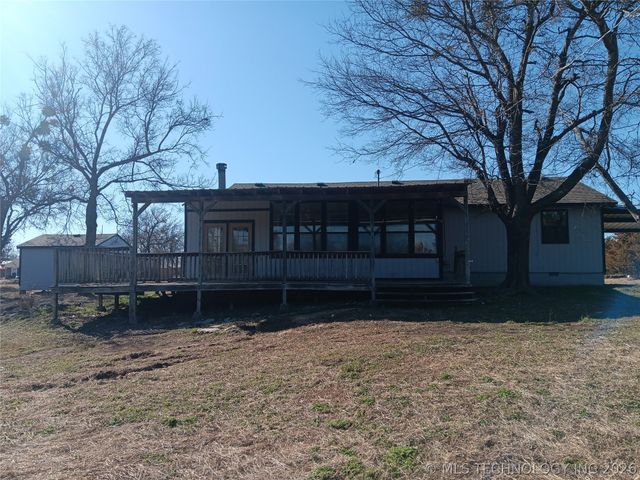 1206 N Lakeside Drive N, Adair, OK 74330