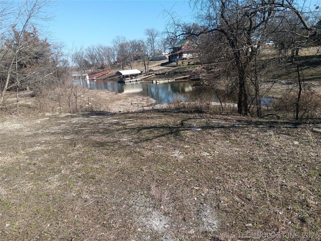 1206 N Lakeside Drive N, Adair, OK 74330