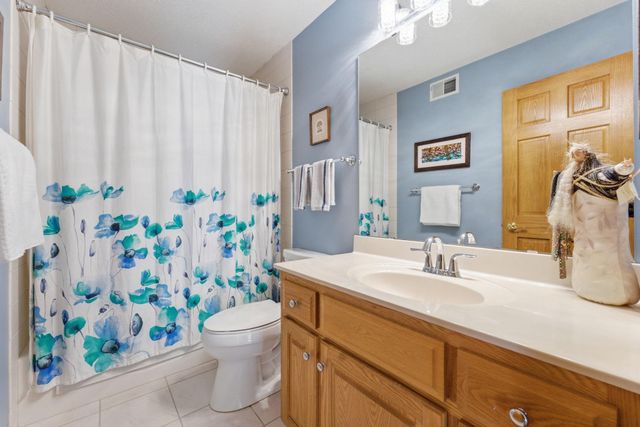 1646 Mayfield Heights Road, Mendota Heights, MN 55118