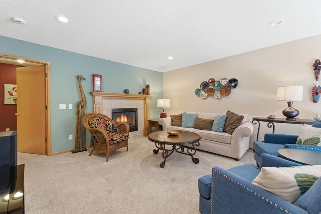 1646 Mayfield Heights Road, Mendota Heights, MN 55118