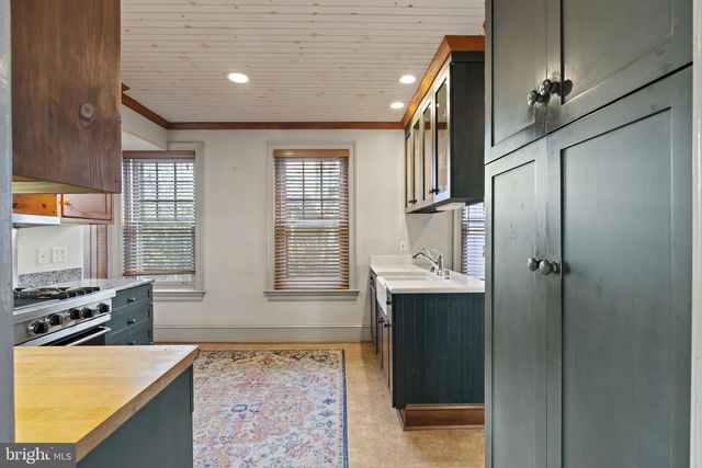 339 PARK AVE, Swarthmore, PA 19081