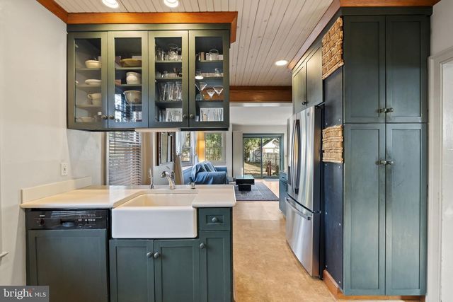 339 PARK AVE, Swarthmore, PA 19081